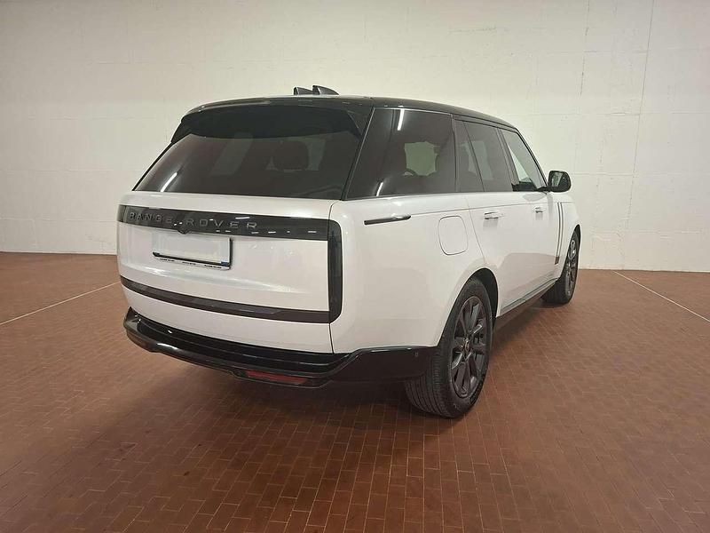 Usata Land Rover Range Rover HSE 249 CV (183 kW) 2024 Ostuni white SUV