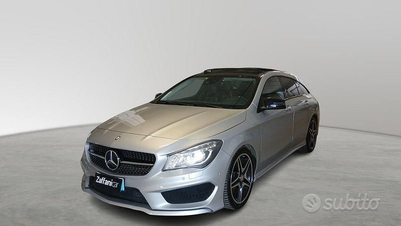 Usata Mercedes CLA220 Premium 177 CV (130 kW) 2015 Grigio Berlina