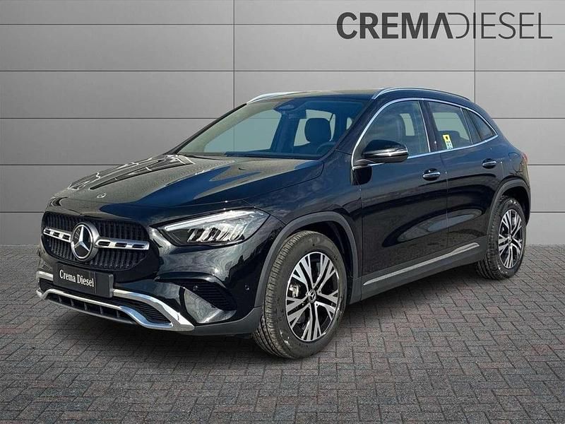 Nero Nuova 2025 Mercedes GLA180 Advanced Plus SUV | 38.900 € (Ottimo prezzo) - Immagine 1/4