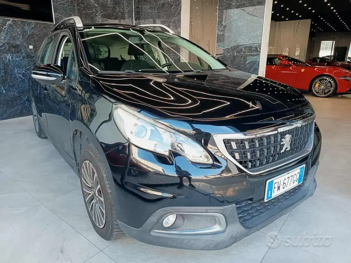 Usata Peugeot 2008 Allure 110 CV (80 kW) 2019 Nero SUV