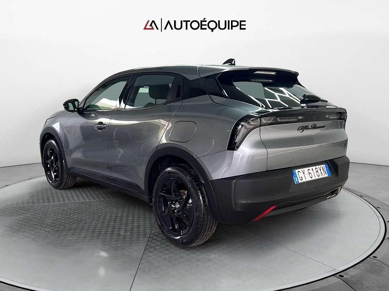 Usata Alfa Romeo Junior 145 CV (106 kW) 2025 Grigio SUV