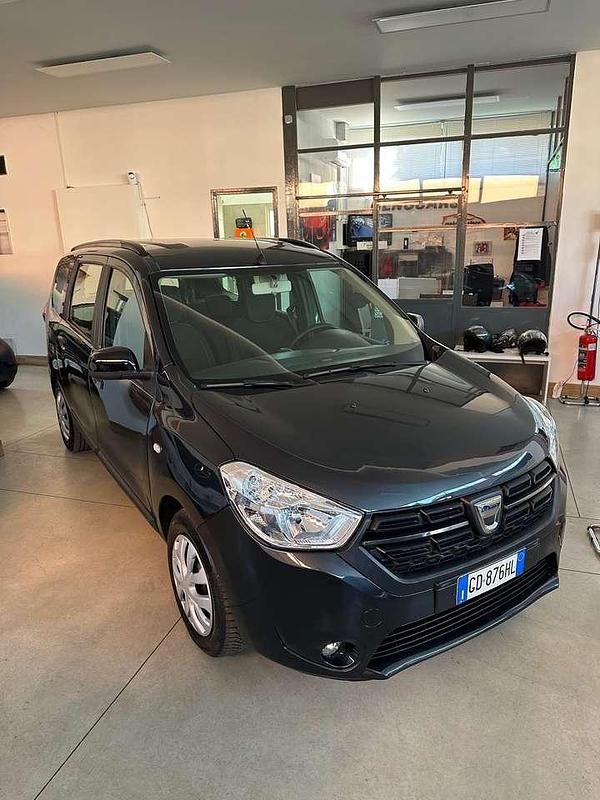 Usata Dacia Lodgy Essentiel 95 CV (69 kW) 2021 Grigio Monovolume