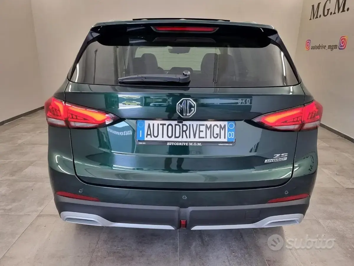 Nuova MG ZS Luxury 102 CV (75 kW) 2026 Verde SUV