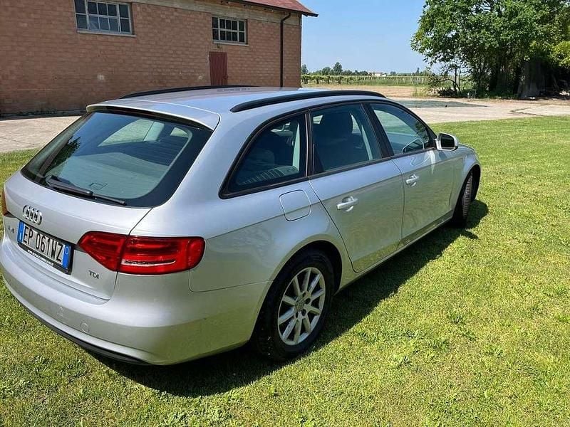 Usata Audi A4 Ambiente 120 CV (88 kW) 2013 Argento Station wagon