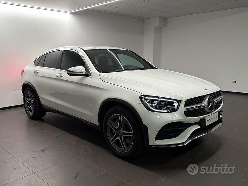 Usata Mercedes GLC300 245 CV (180 kW) 2022 Other Coupé