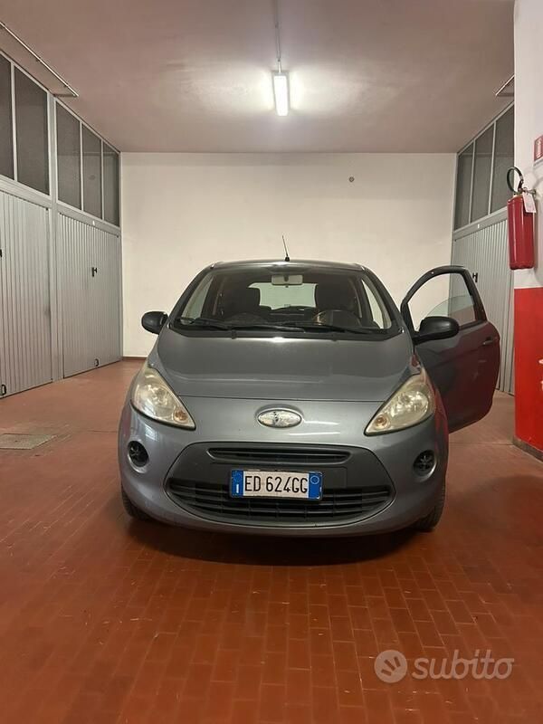 Usata Ford Ka Titanium 69 CV (50 kW) 2010 Grigio Utilitaria