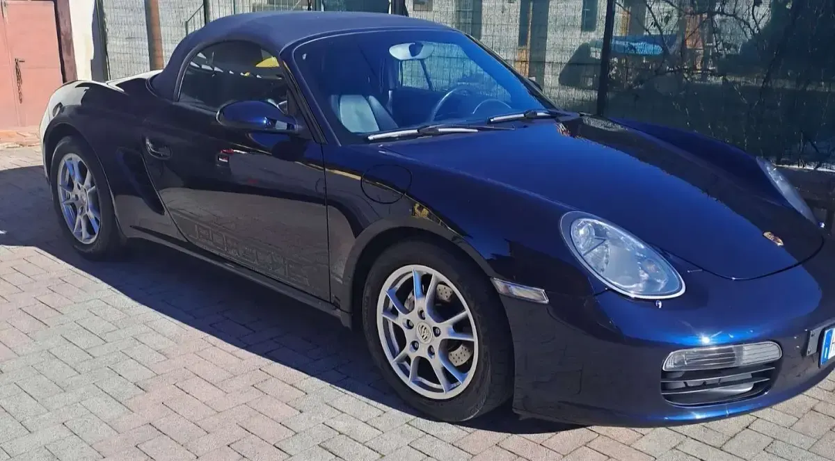 Usata Porsche Boxster 239 CV (175 kW) 2005 Blu Cabrio