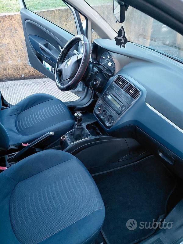 Usata Fiat Grande Punto 2007 Grigio Utilitaria