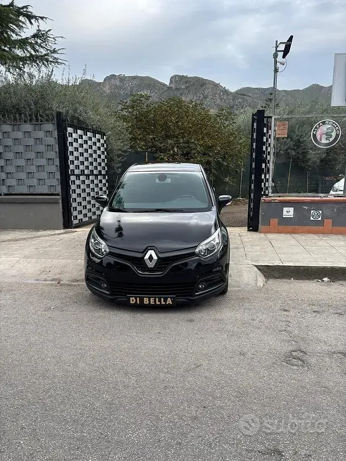 Usata Renault Captur 89 CV (65 kW) 2014 Nero SUV