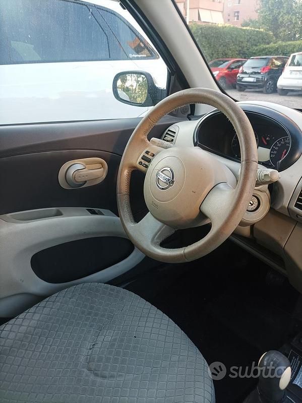Grigio Usata 2006 Nissan Micra Due volumi | 1800 € (Buon prezzo) - Immagine 1/2