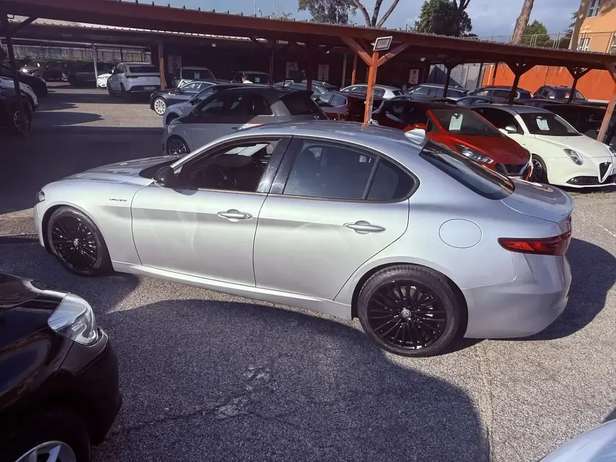 Usata Alfa Romeo Giulia Super 150 CV (110 kW) 2017 Other Berlina