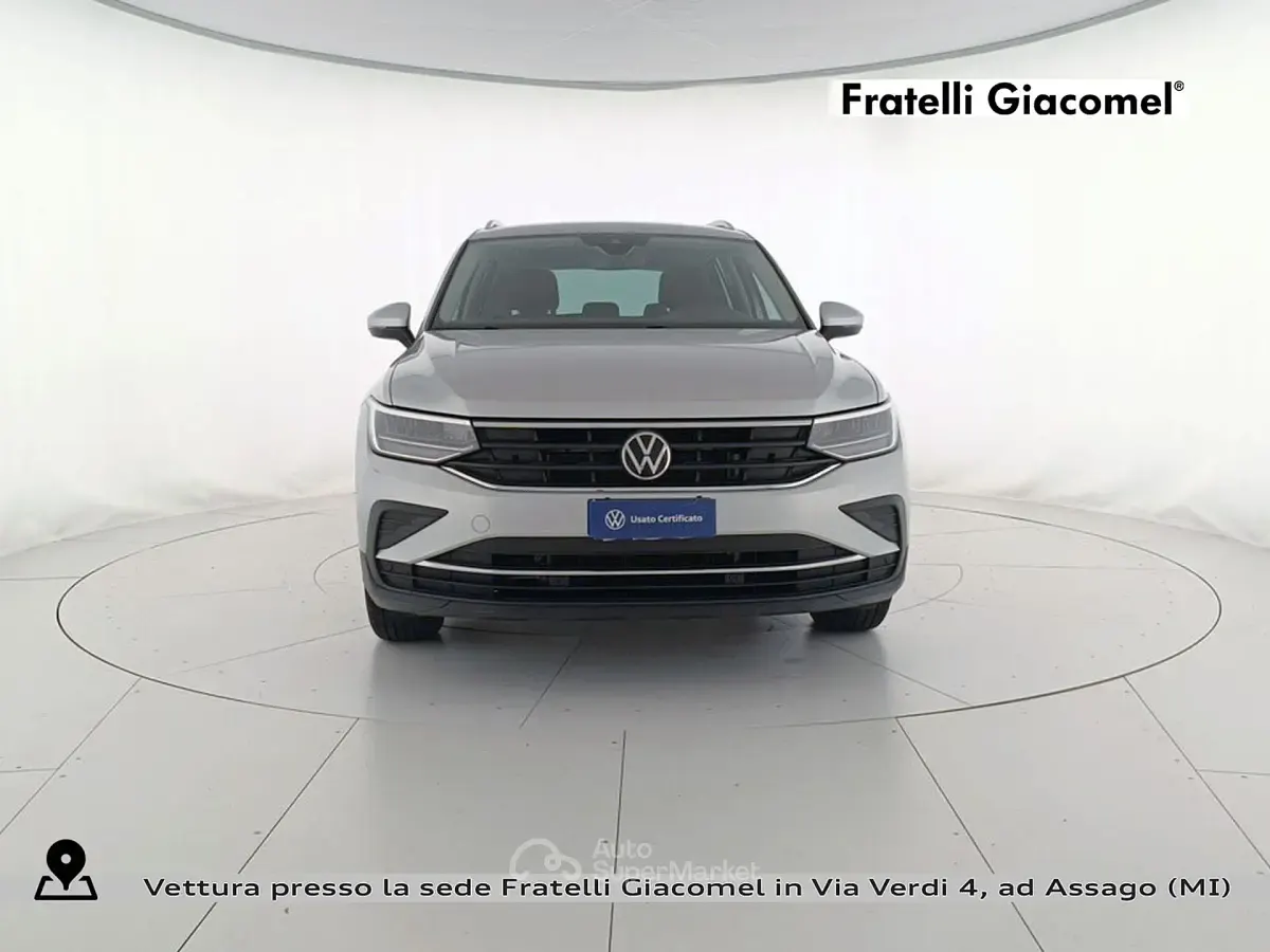 Usata VW Tiguan Life 150 CV (110 kW) 2023 Reflex silver metallizzato SUV