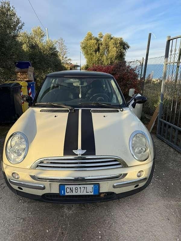 Usata Mini One D 75 CV (55 kW) 2005 Utilitaria
