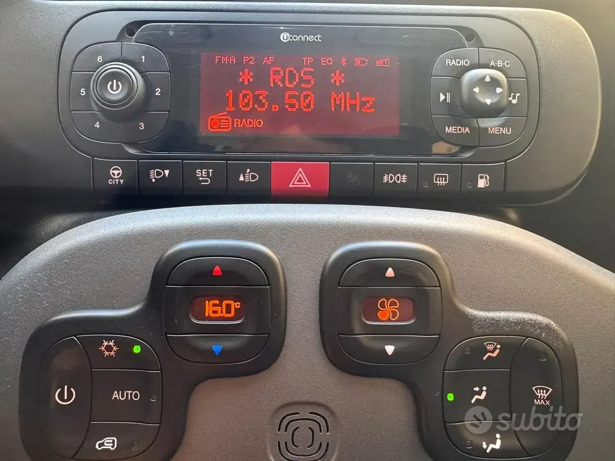 Usata Fiat Panda Lounge 69 CV (50 kW) 2019 Bianco Utilitaria