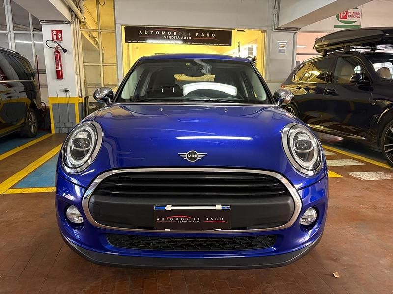 Usata Mini ONE 75 CV (55 kW) 2019 Blu Utilitaria
