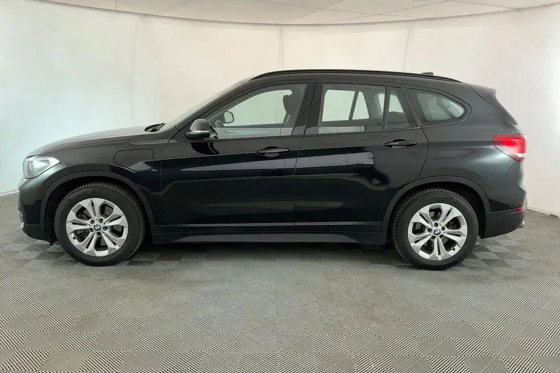 Usata BMW X1 Advantage 220 CV (161 kW) 2021 Nero SUV