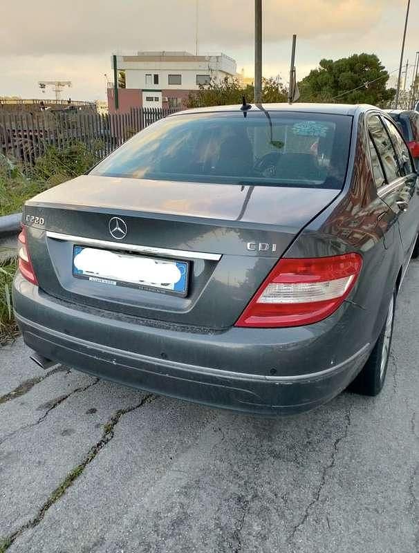 Usata Mercedes C220 Elegance 170 CV (125 kW) 2010 Berlina