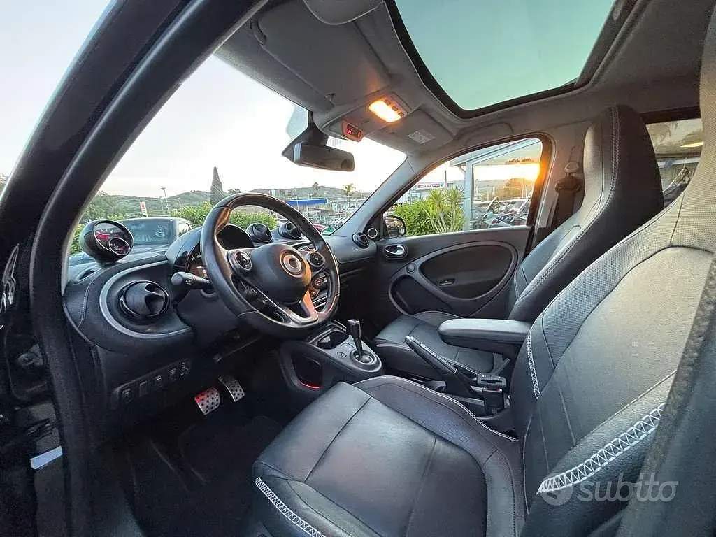 Usata Smart ForFour Brabus 109 CV (80 kW) 2019 Nero Utilitaria