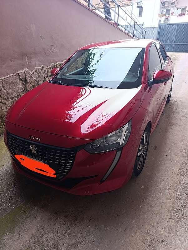 Usata Peugeot 208 Allure 101 CV (74 kW) 2020 Rosso Utilitaria