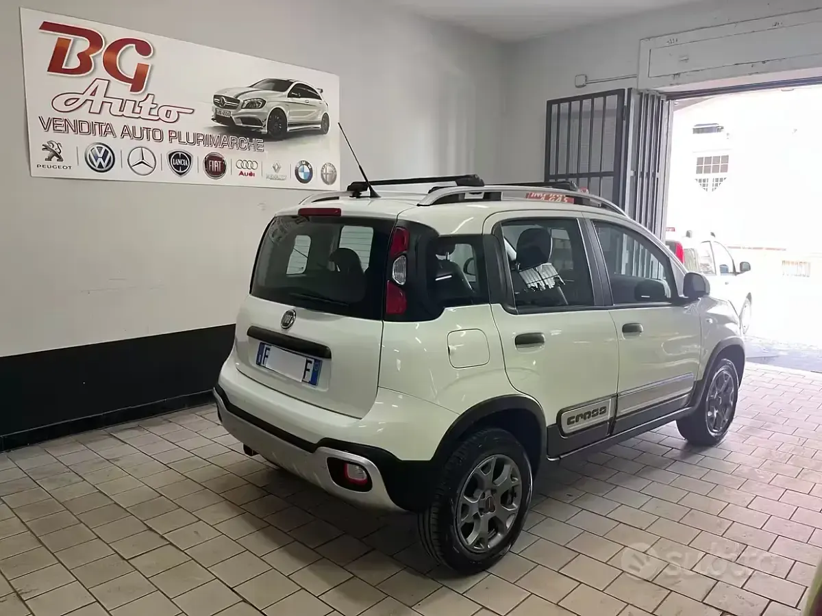 Usata Fiat Panda Cross Cross 85 CV (62 kW) 2019 Bianco Utilitaria