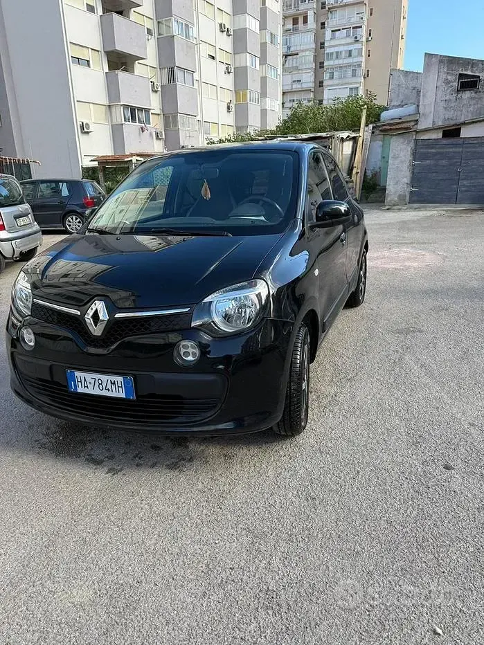 Usata Renault Twingo 70 CV (51 kW) 2018 Nero Utilitaria