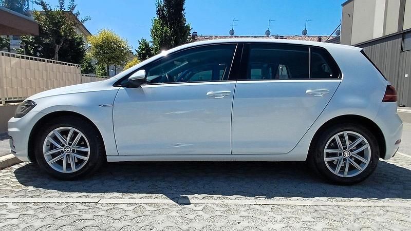 Usata VW Golf VII 110 CV (80 kW) 2018 Bianco Berlina