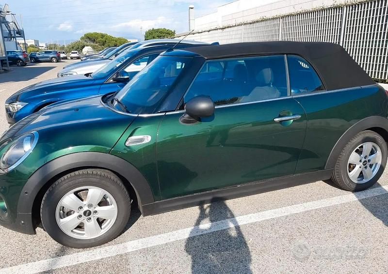 Usata Mini Cooper 116 CV (85 kW) 2018 Verde Utilitaria