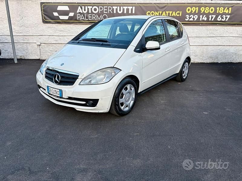 Usata Mercedes A160 Avantgarde 95 CV (69 kW) 2010 Bianco Berlina