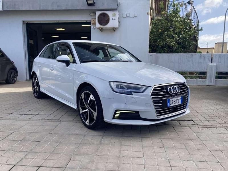Usata Audi A3 Admired 150 CV (110 kW) 2020 Bianco Berlina