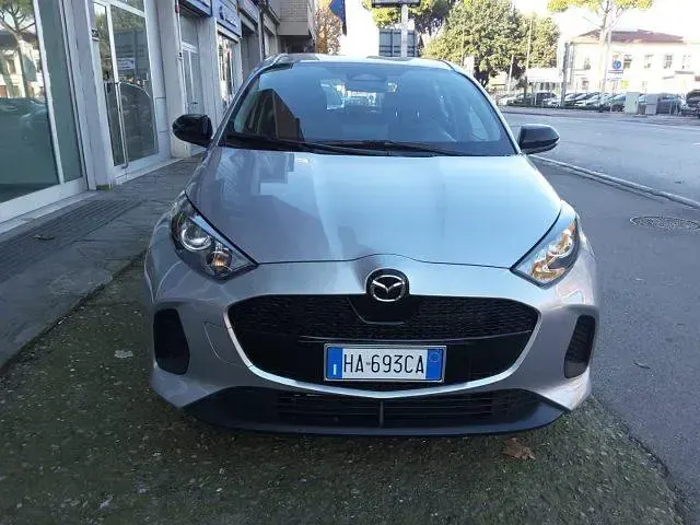 Nuova Mazda 2 Prime-Line 92 CV (67 kW) 2025 Argento Utilitaria