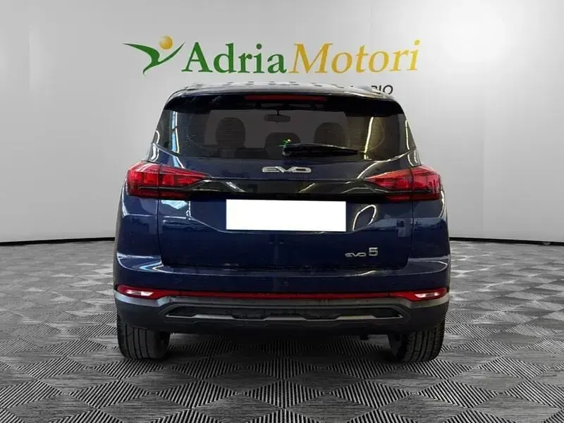 Usata EVO Evo 5 127 CV (93 kW) 2023 Blu SUV