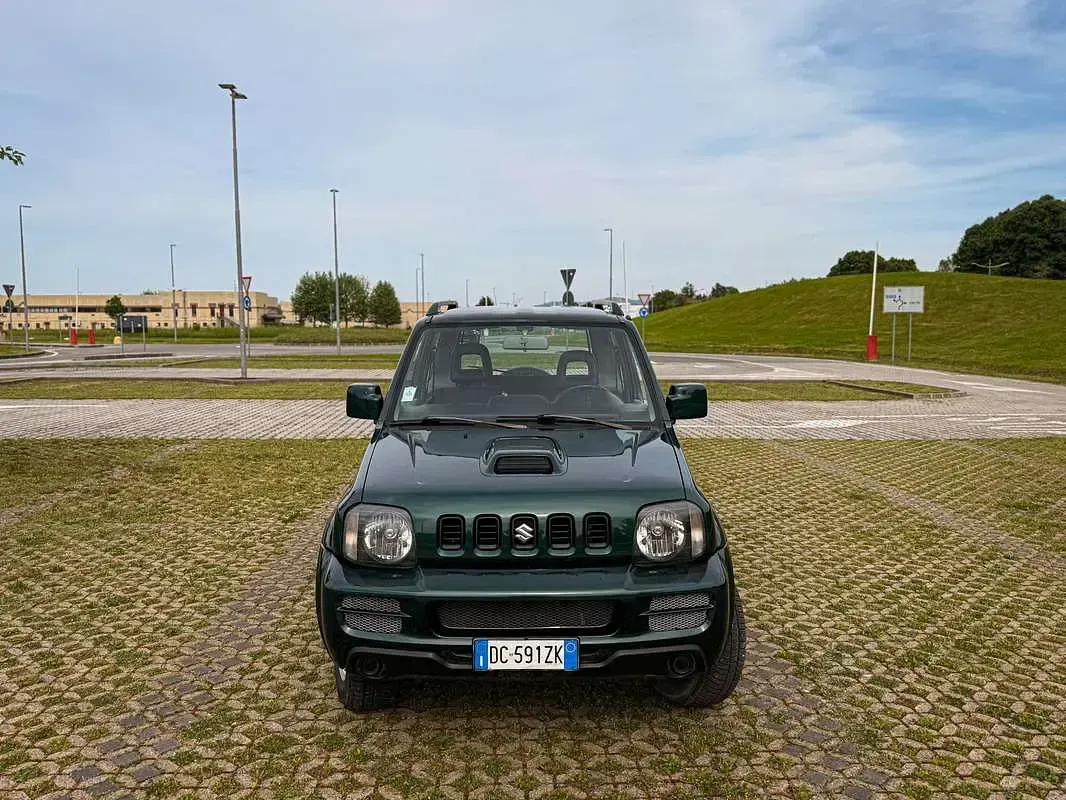 Usata Suzuki Jimny 86 CV (63 kW) 2006 SUV