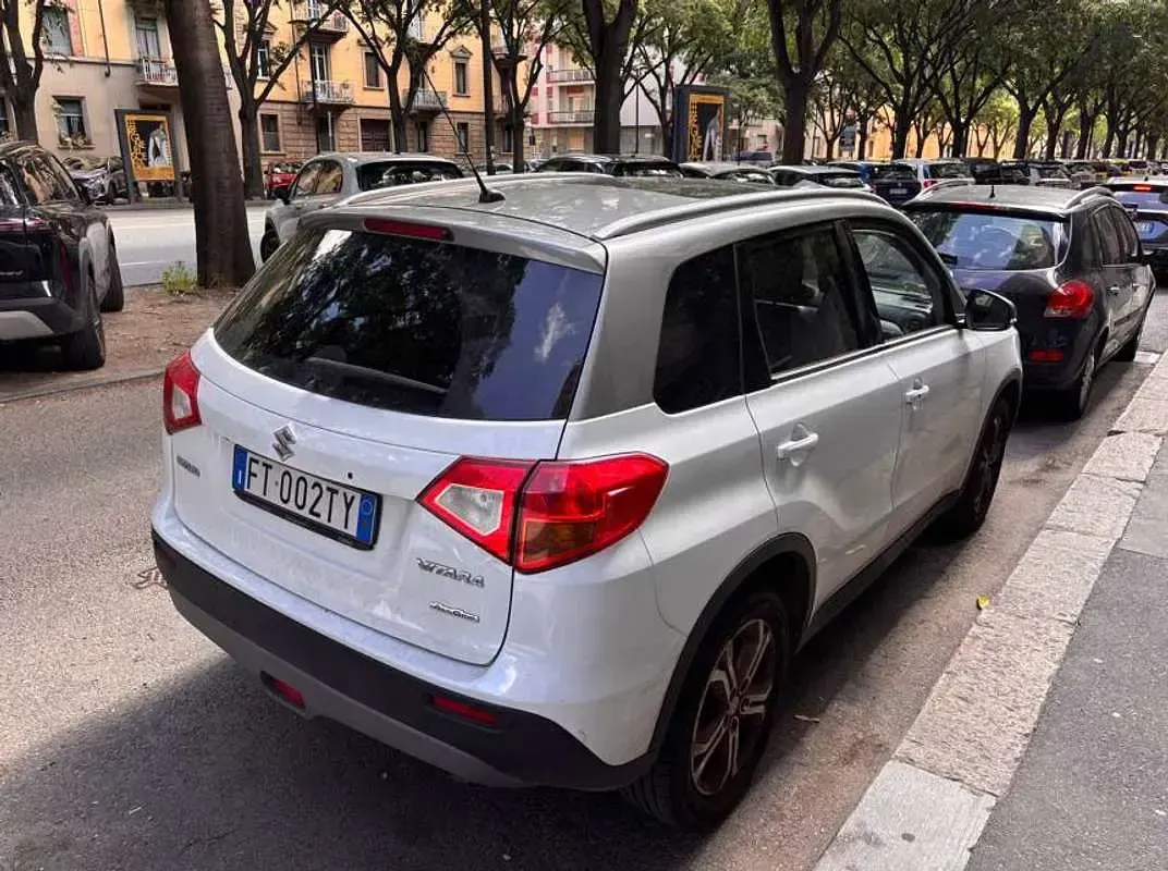 Usata Suzuki Vitara 120 CV (88 kW) 2018 SUV