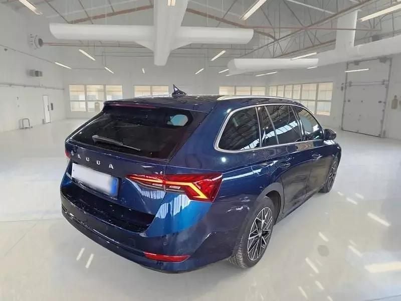 Usata Skoda Octavia Style 150 CV (110 kW) 2022 Blu Station wagon