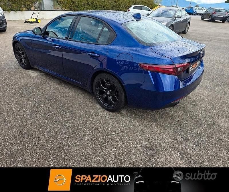 Usata Alfa Romeo Giulia Sprint 190 CV (139 kW) 2021 Blu Berlina