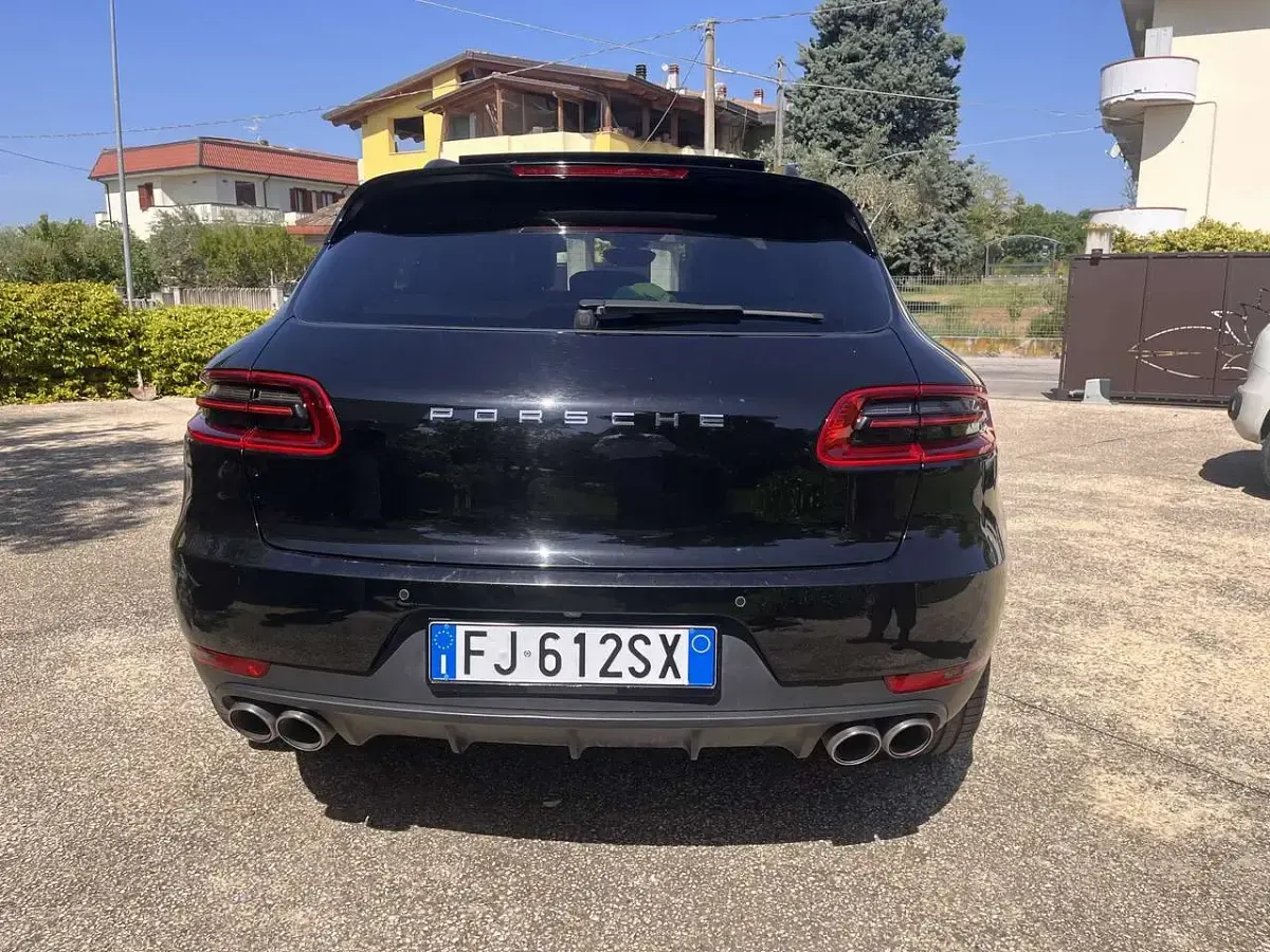 Usata Porsche Macan 250 CV (183 kW) 2016 Nero SUV