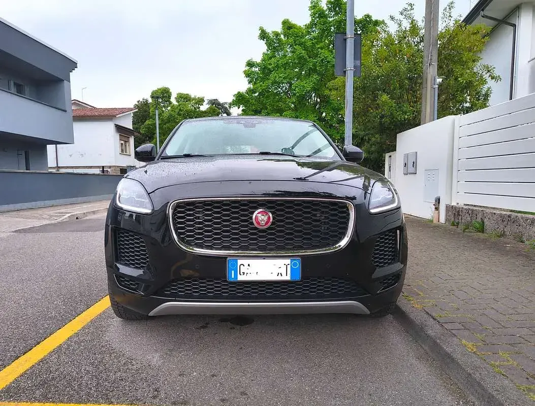 Usata Jaguar E-Pace S 200 CV (147 kW) 2020 Nero SUV