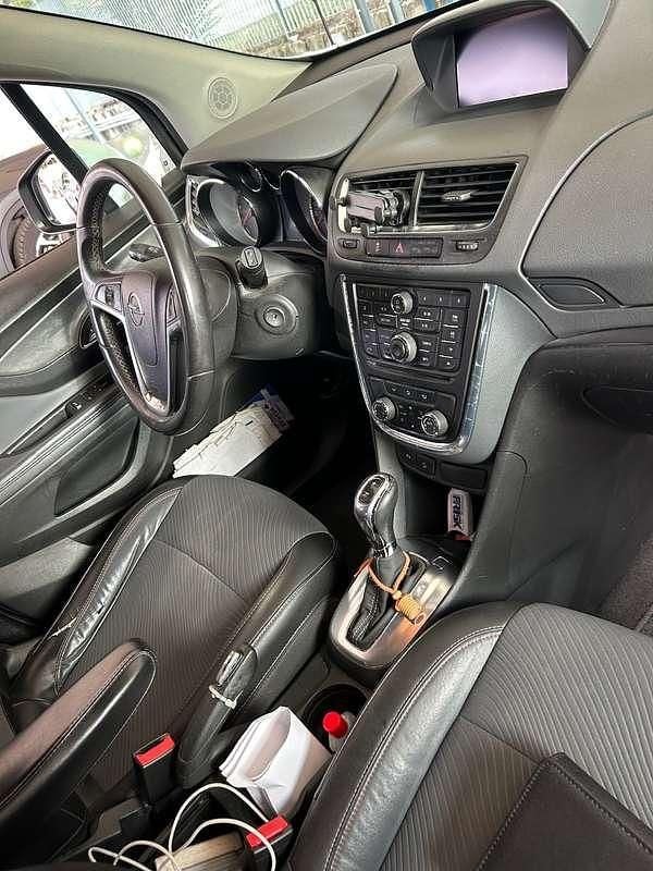 Usata Opel Mokka Cosmo 131 CV (96 kW) 2013 Bianco SUV