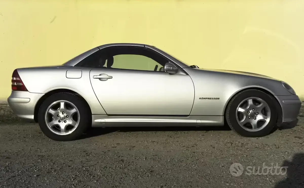 Usata Mercedes SLK200 163 CV (119 kW) 2001 Cabrio