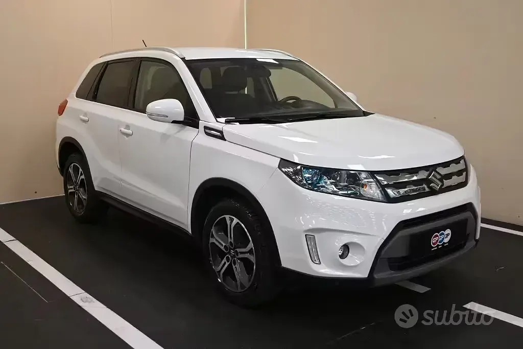 Usata Suzuki Vitara 120 CV (88 kW) 2017 Bianco SUV