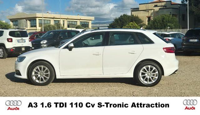 Usata VW Golf VII S 110 CV (80 kW) 2015 Bianco / pastello Utilitaria