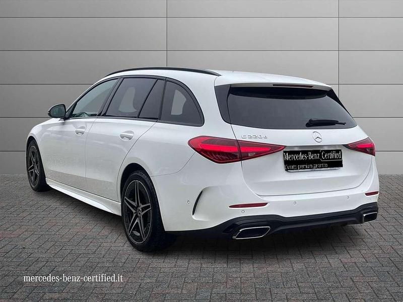 Usata Mercedes C220 AMG Line Premium 197 CV (144 kW) 2023 Bianco Station wagon