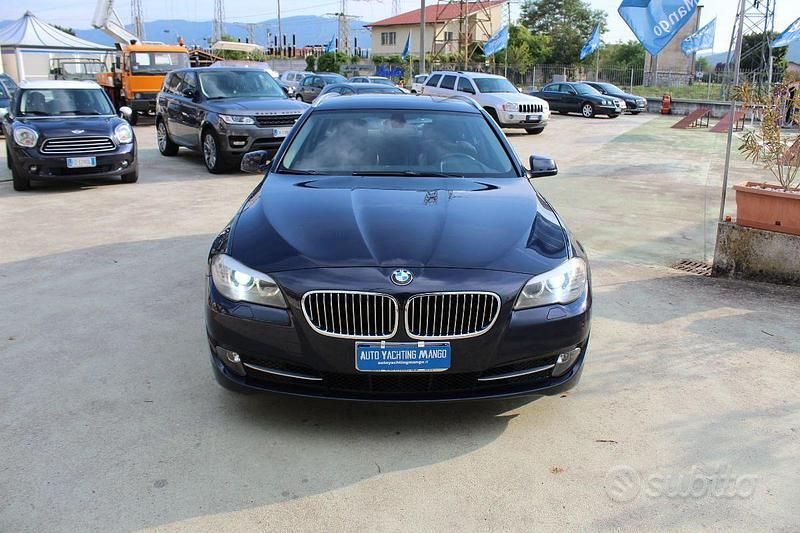 Usata BMW 520 186 CV (136 kW) 2011 Blu Station wagon