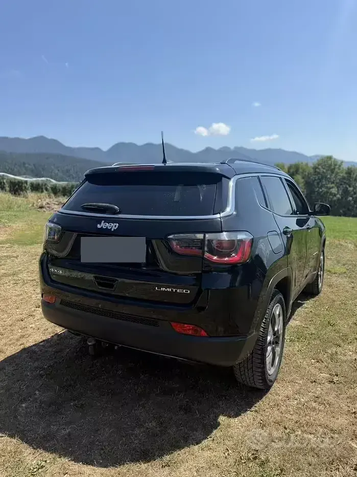 Usata Jeep Compass 170 CV (125 kW) 2019 Nero SUV