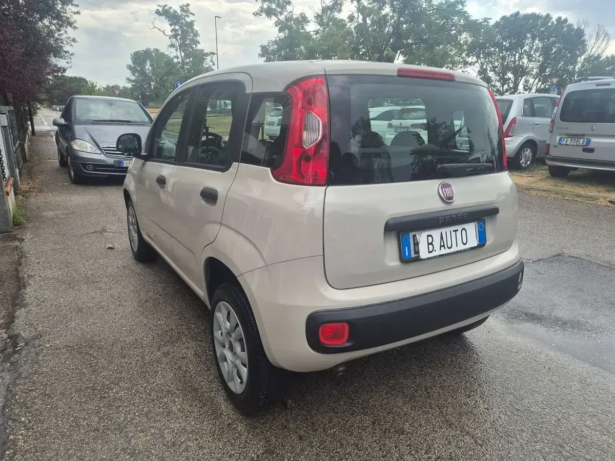 Usata Fiat Panda Lounge 80 CV (58 kW) 2015 Beige Utilitaria