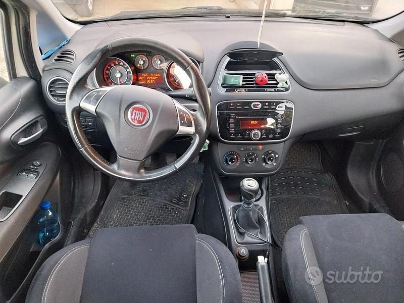Usata 2012 Fiat Grande Punto Due volumi | 3800 € - Immagine 1/4