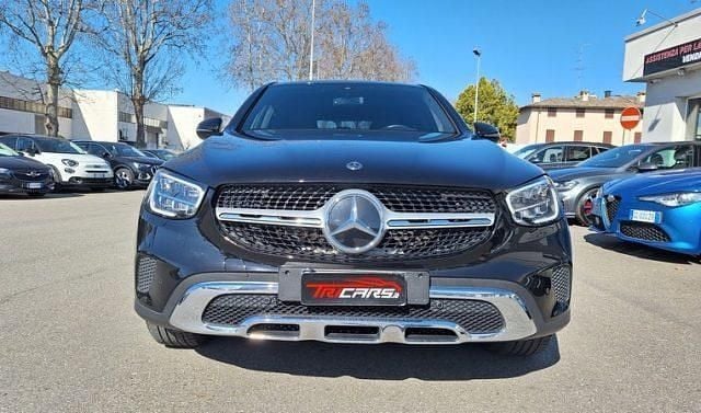 Usata Mercedes GLC200 163 CV (119 kW) 2020 Nero SUV