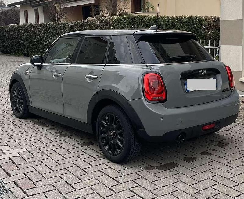 Usata Mini Cooper D Business 116 CV (85 kW) 2019 Utilitaria