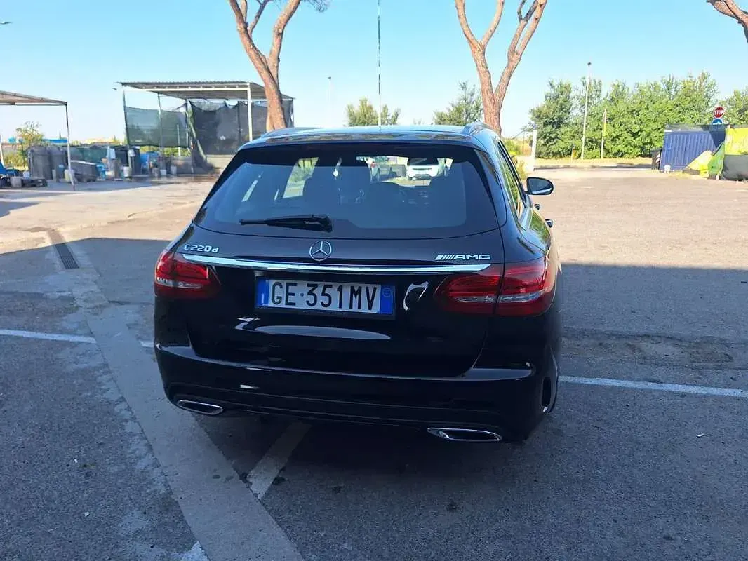 Usata Mercedes C220 Premium 170 CV (125 kW) 2017 Nero Station wagon