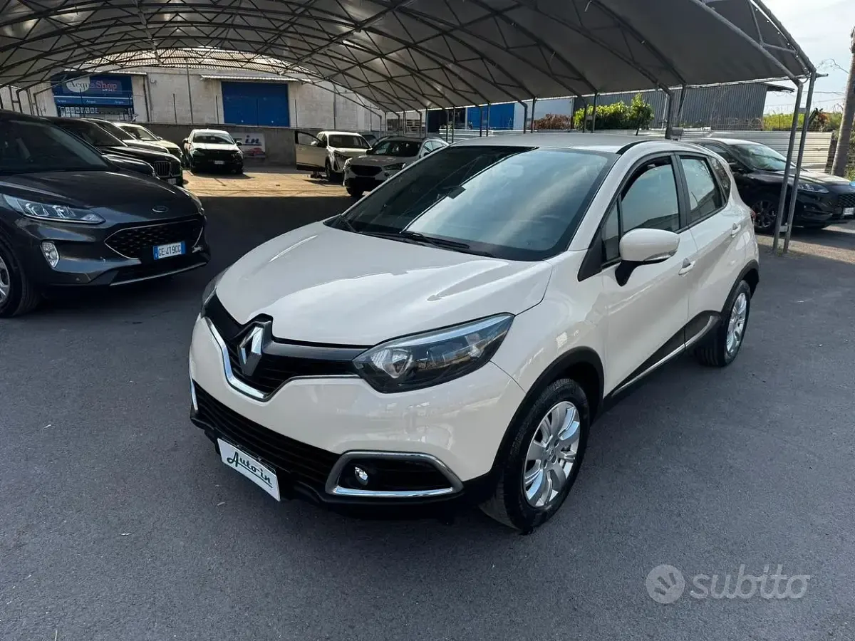 Usata Renault Captur 90 CV (66 kW) 2014 Bianco SUV